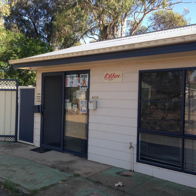 Newell Hwy Caravan Park Parkes Exterior foto