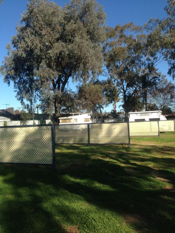 Newell Hwy Caravan Park Parkes Exterior foto