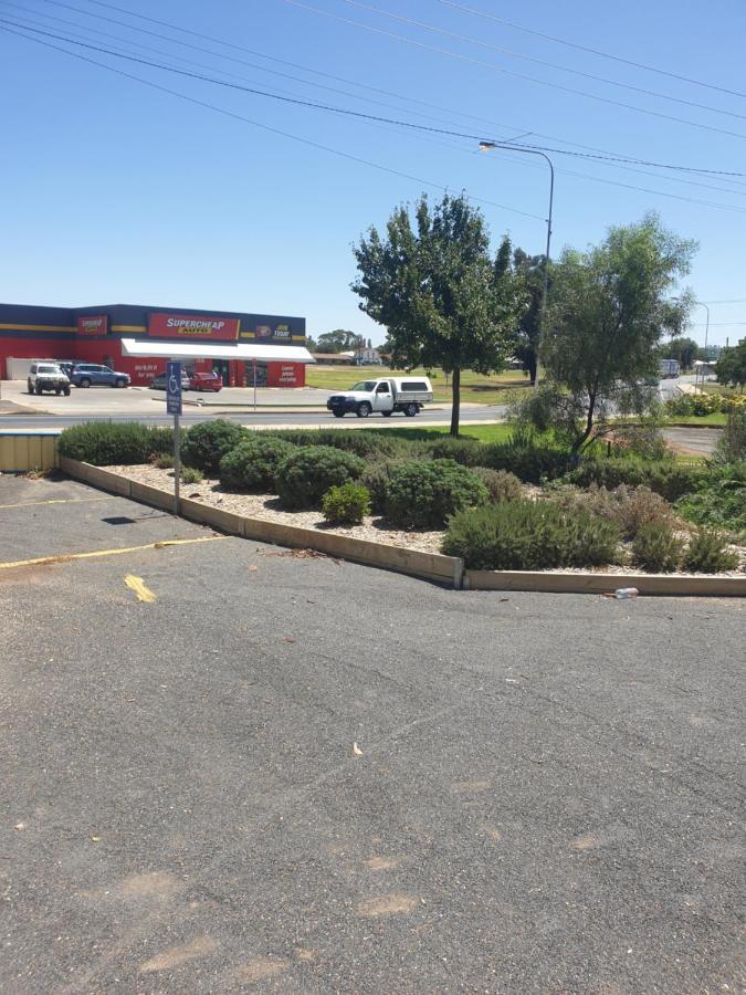 Newell Hwy Caravan Park Parkes Exterior foto
